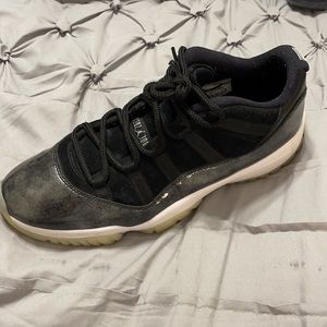 Nike Air Jordan 11 Retro Low Barons Size 13 Men